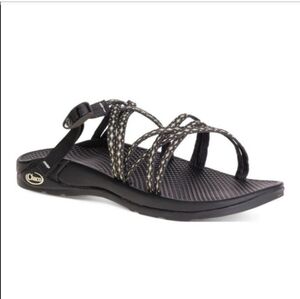 🤩Rare🤩Chaco Strappy Slide in Quito Night